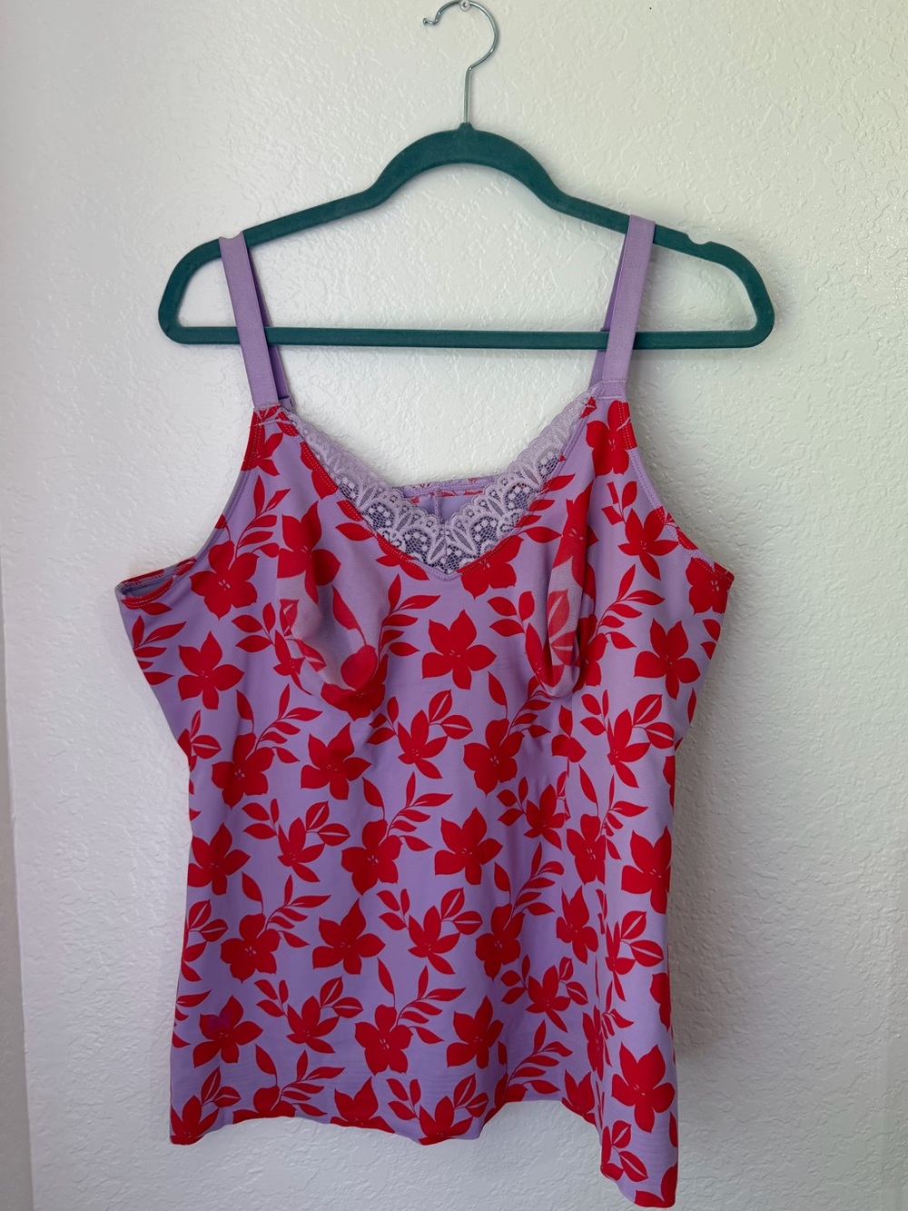 Ruby Ribbon Diva Lace Vibrant Red Hibiscus Cami Size 48